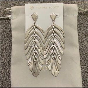 NEW Kendra Scott Silver Lotus Earring